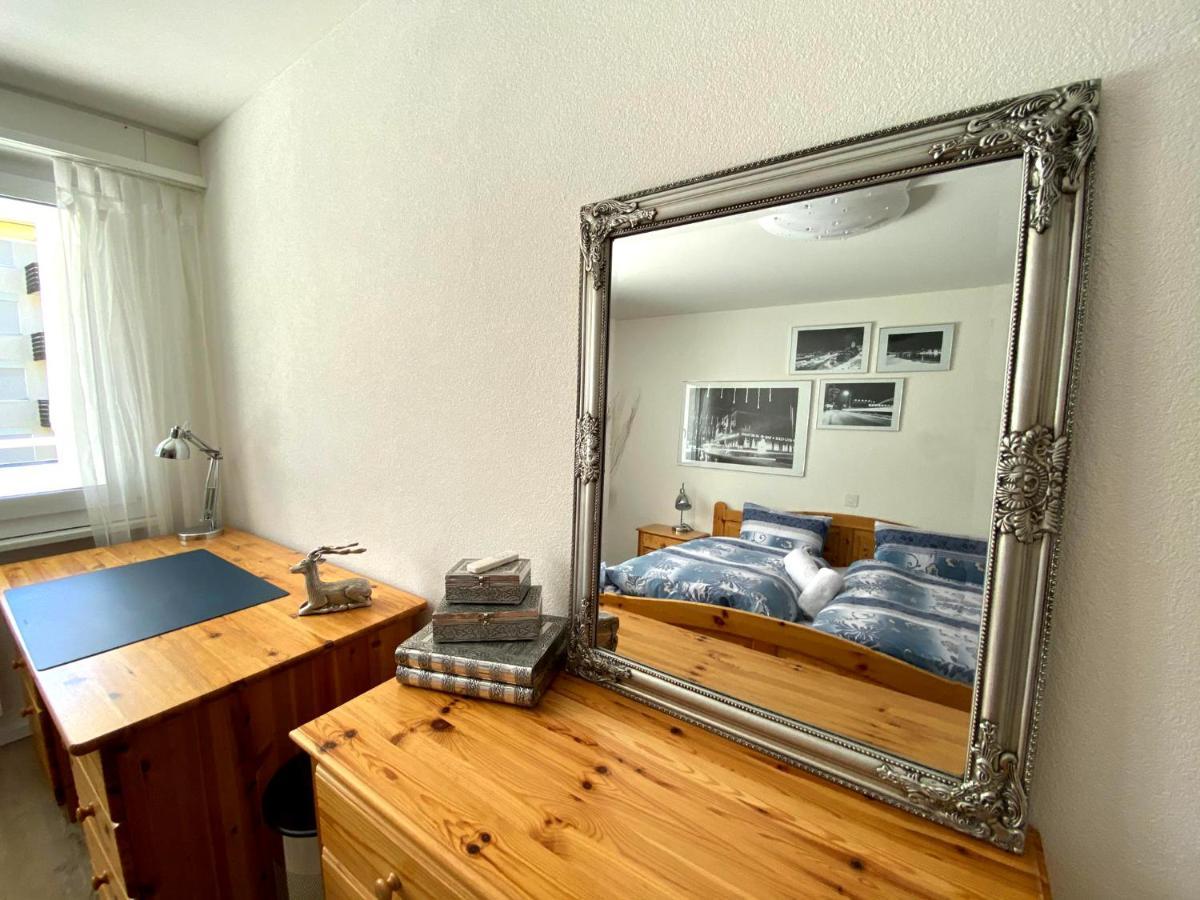 Zentrale Top Wohnung Chesa Ravaisch Davos Esterno foto