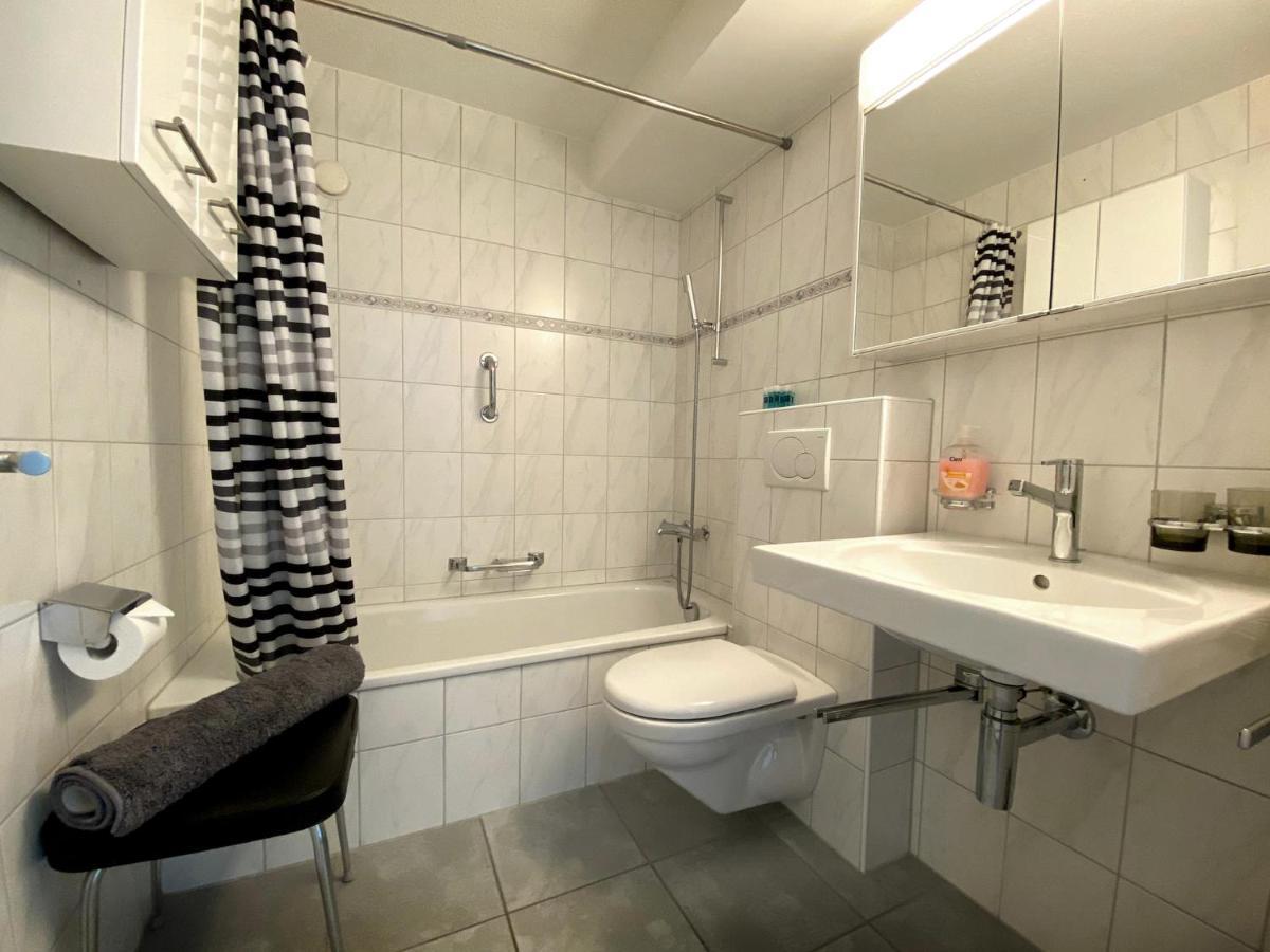 Zentrale Top Wohnung Chesa Ravaisch Davos Esterno foto